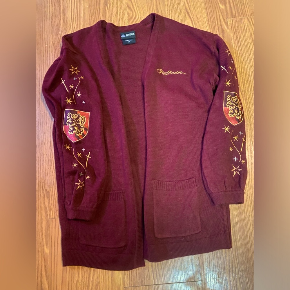 Women’s Harry Potter Gryffindor cardigan size xl